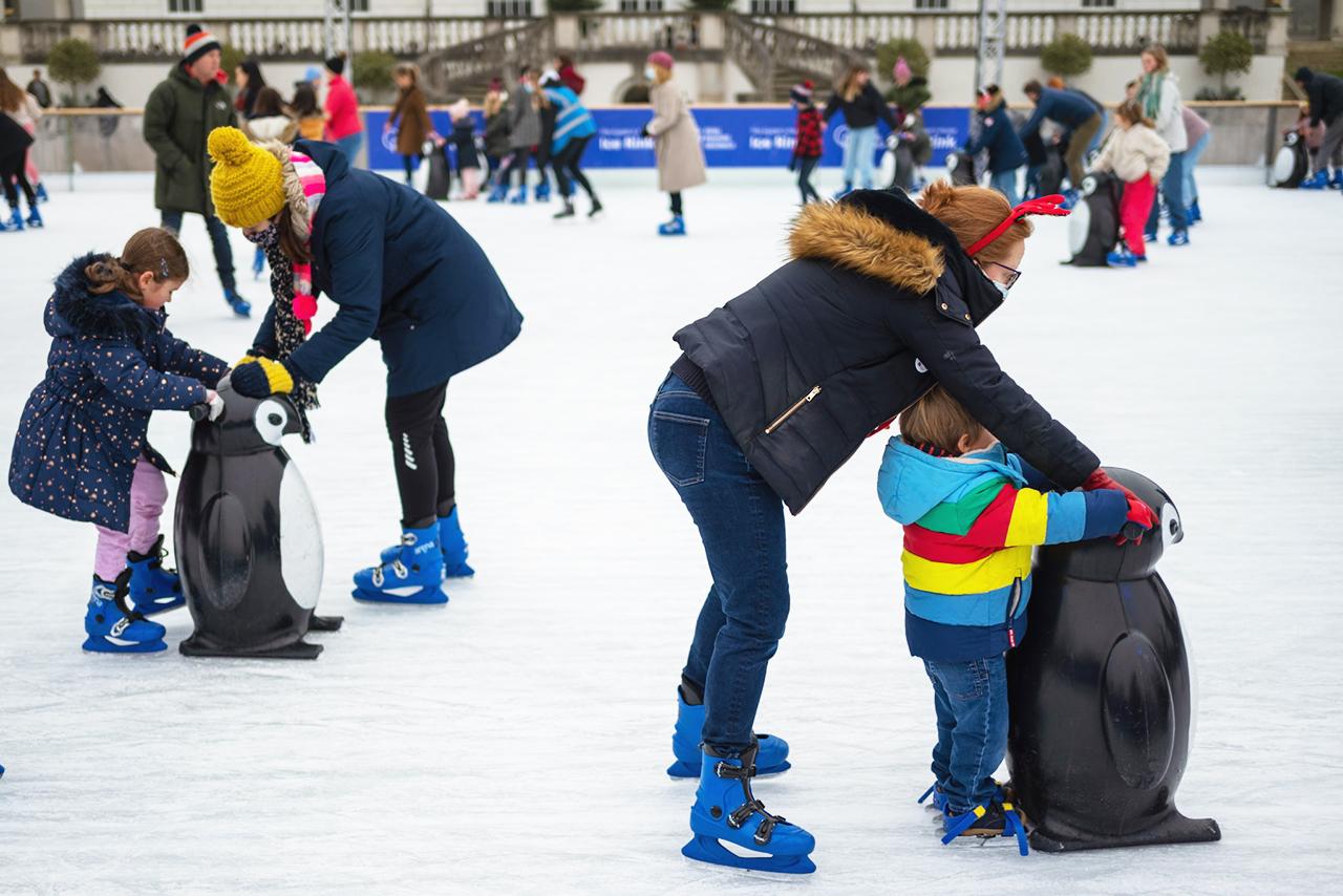 queen-s-house-ice-rink-ice-skating-in-london-2022